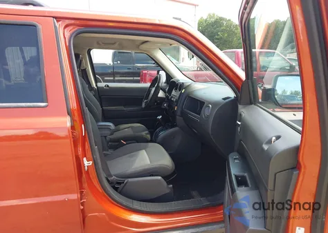 2009 Jeep Patriot Sport из США, поврежденный, VIN 1J4FT28B39D160232